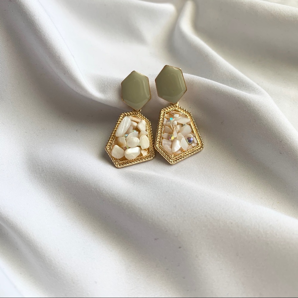 Vintage Pendant Earrings